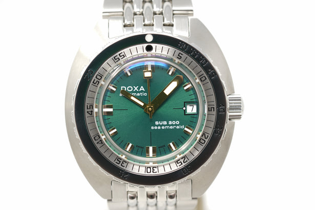Pre-Owned Doxa SUB 300 Sea Emerald 821.10.131.10