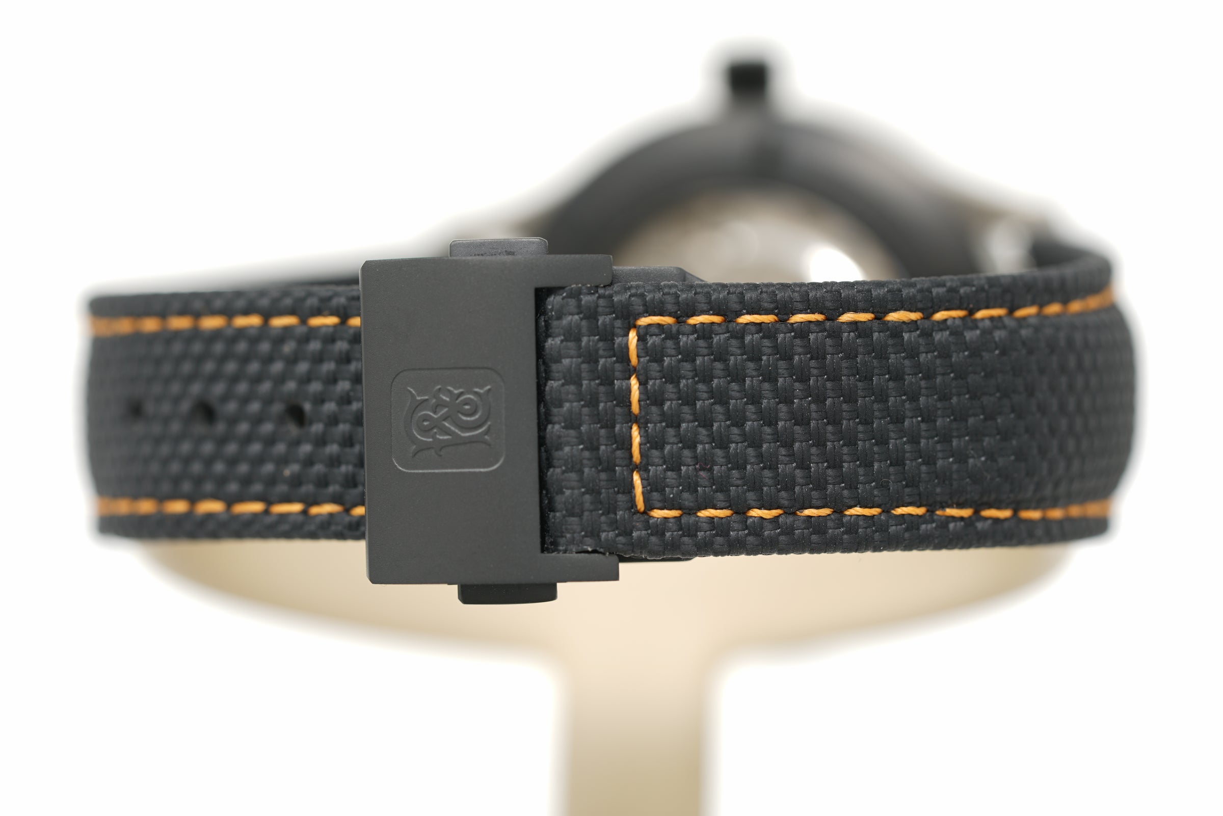 Pre-Owned Fears Redcliff 39.5 Date 'Endurance Specification'